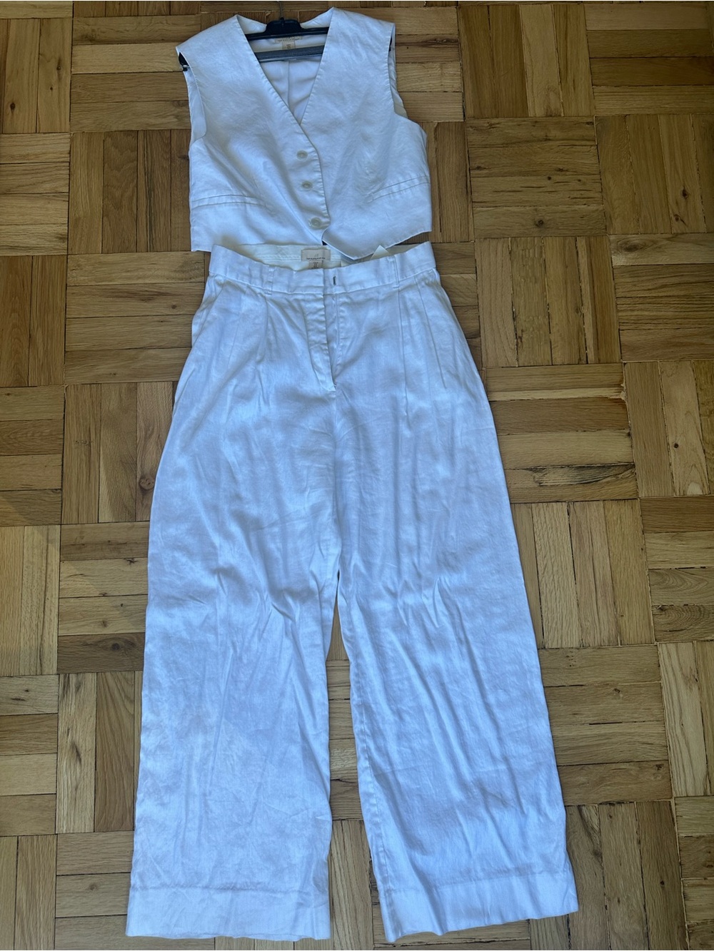 Linen Suit - Tailored Wide-Leg H&M Women's Pants and Vest in White - Picture 10 of 12
